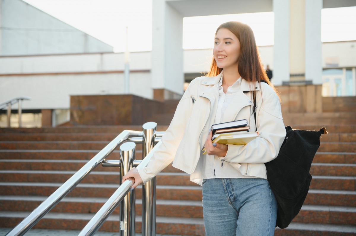 Polonya’da Üst Düzey Tasarım Okulu:  School of Form Poznan